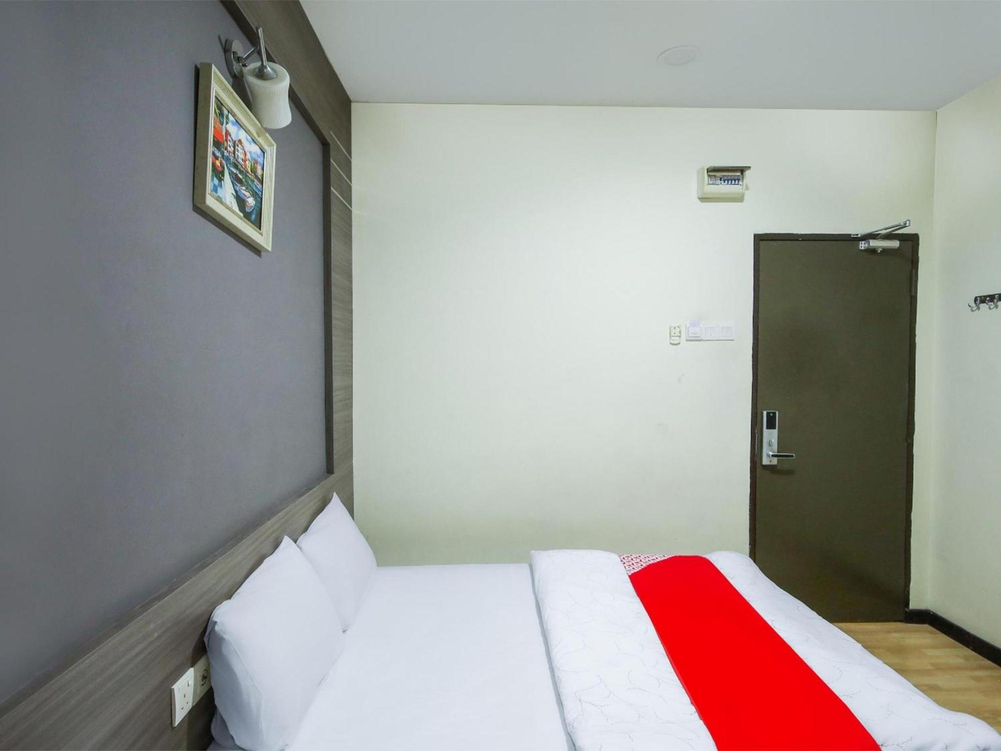 Capital O 812 Hotel Smc Seksyen 13 Shah Alam Exteriör bild