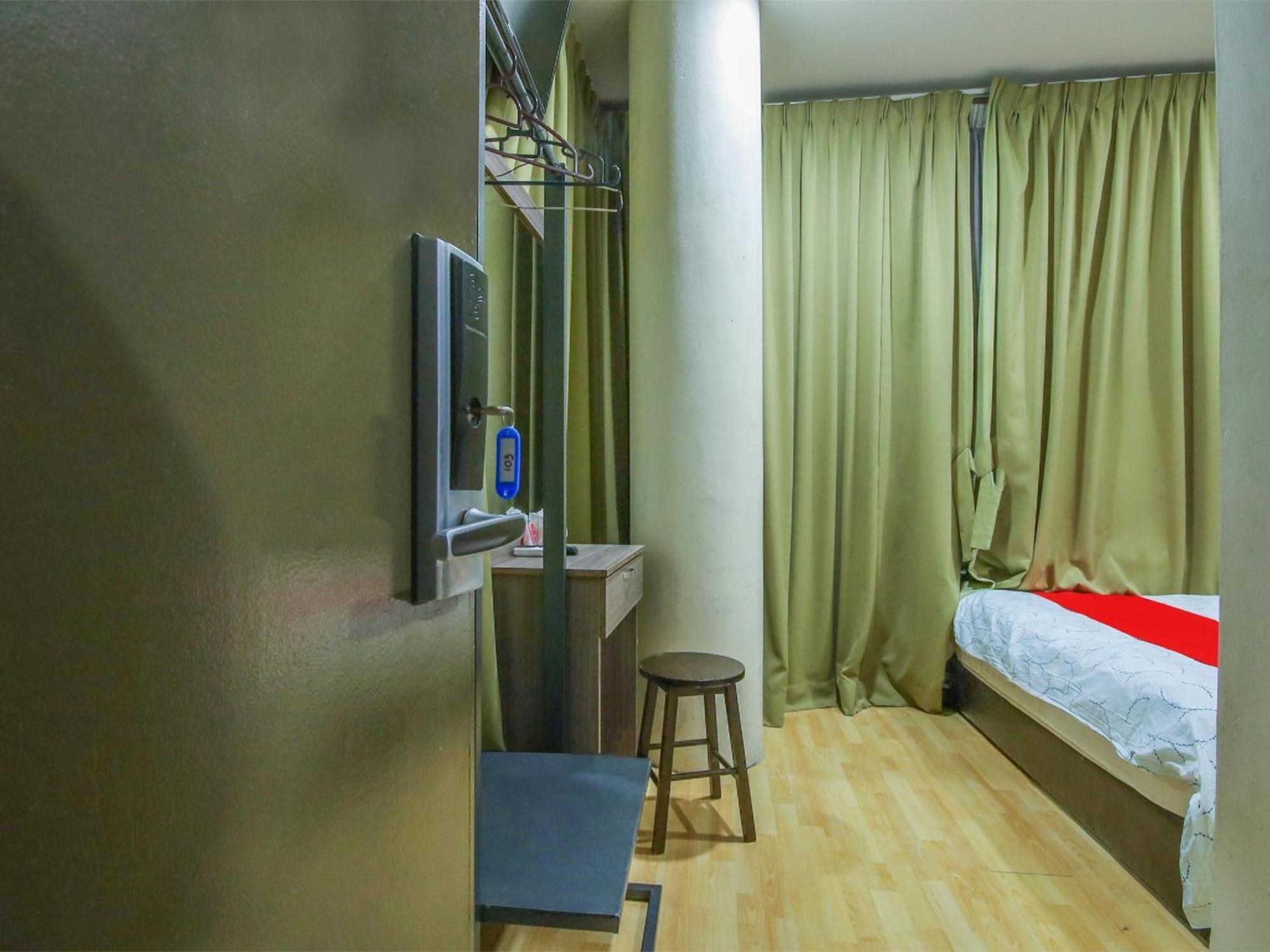 Capital O 812 Hotel Smc Seksyen 13 Shah Alam Exteriör bild