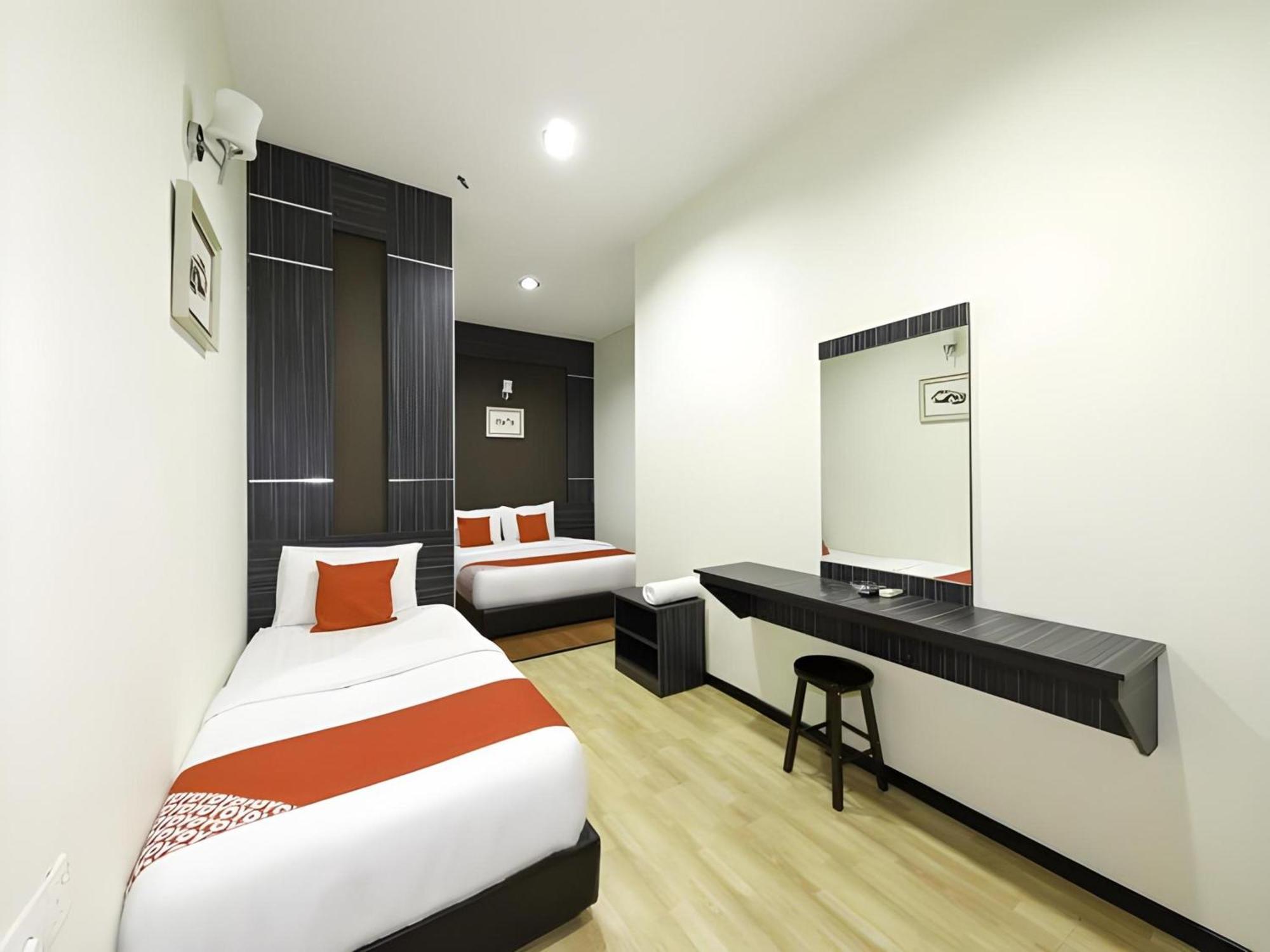 Capital O 812 Hotel Smc Seksyen 13 Shah Alam Exteriör bild