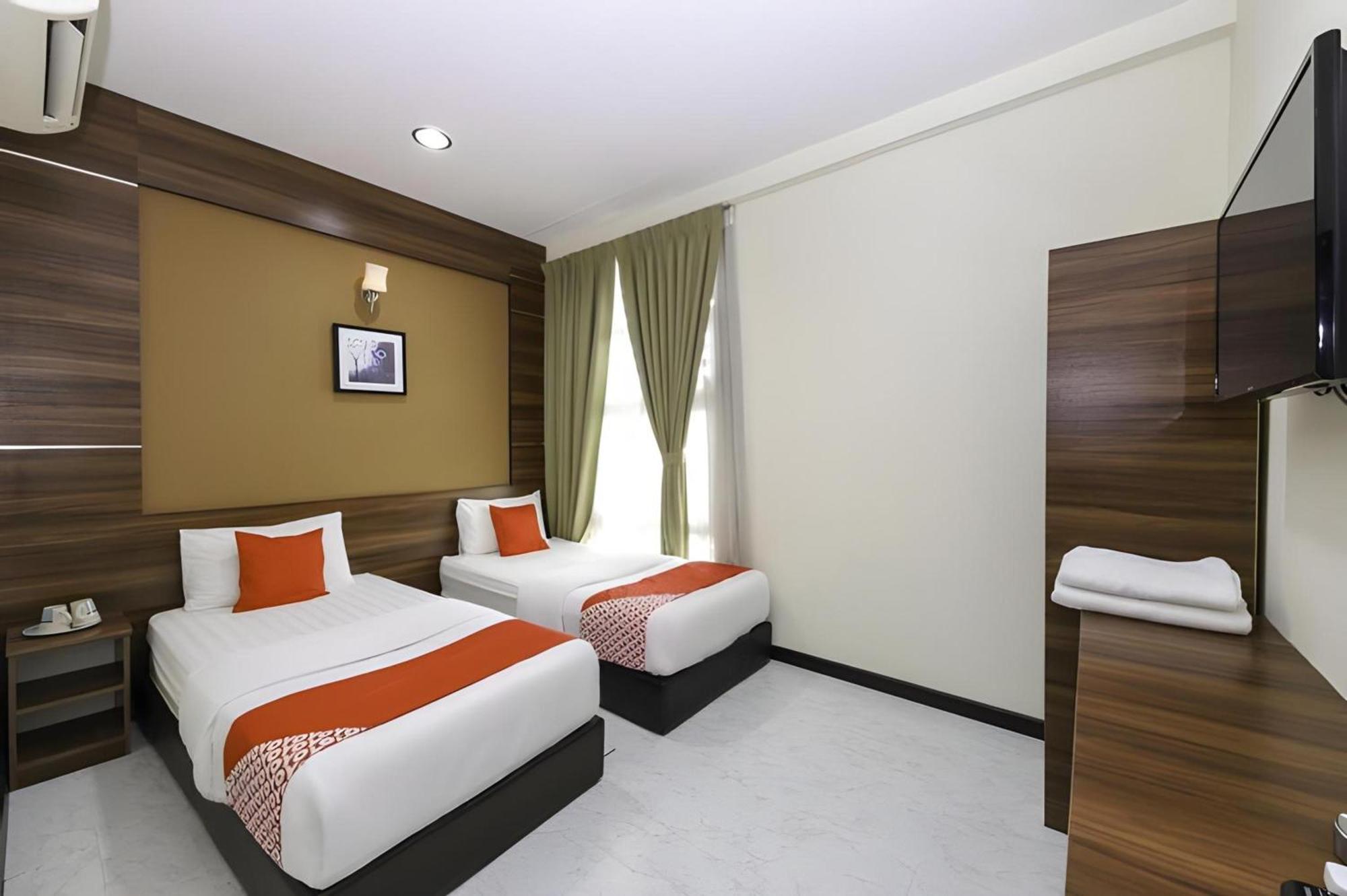 Capital O 812 Hotel Smc Seksyen 13 Shah Alam Exteriör bild